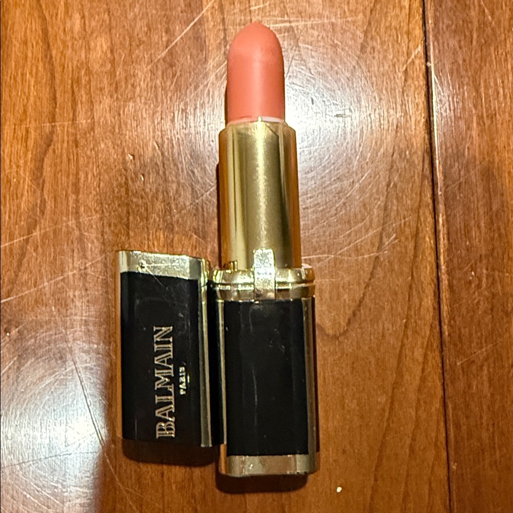 Balmain-L’Oréal Nude Lipstick